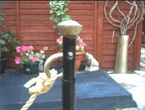 finials and rope used on budget decking